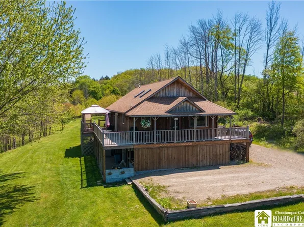 7086 Nelson Rd, Cassadaga, NY 14718