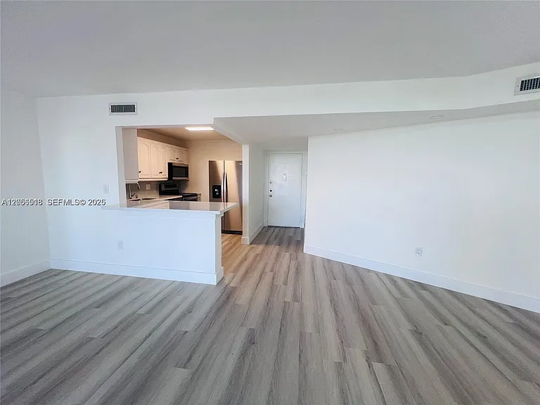 1200 NE Miami Gardens Dr #501W — Photo 6