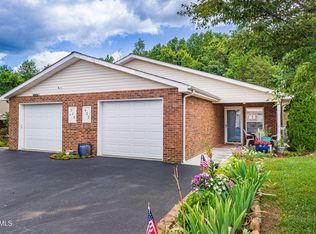 922 Cornerstone Ct #922, Kingsport, TN 37660