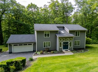 3 Morrissey Ln, Gaylordsville, CT 06755