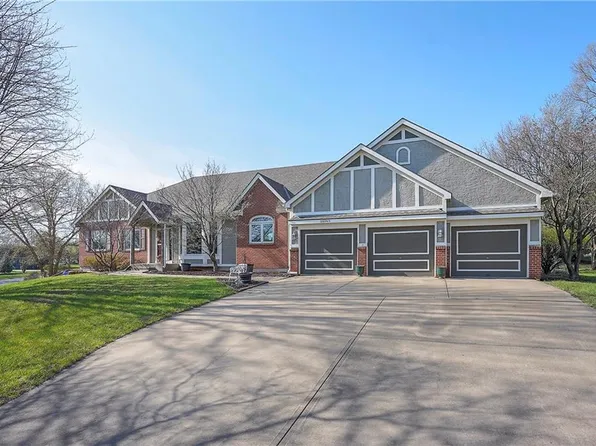 20265 W 115th Ter, Olathe, KS 66061