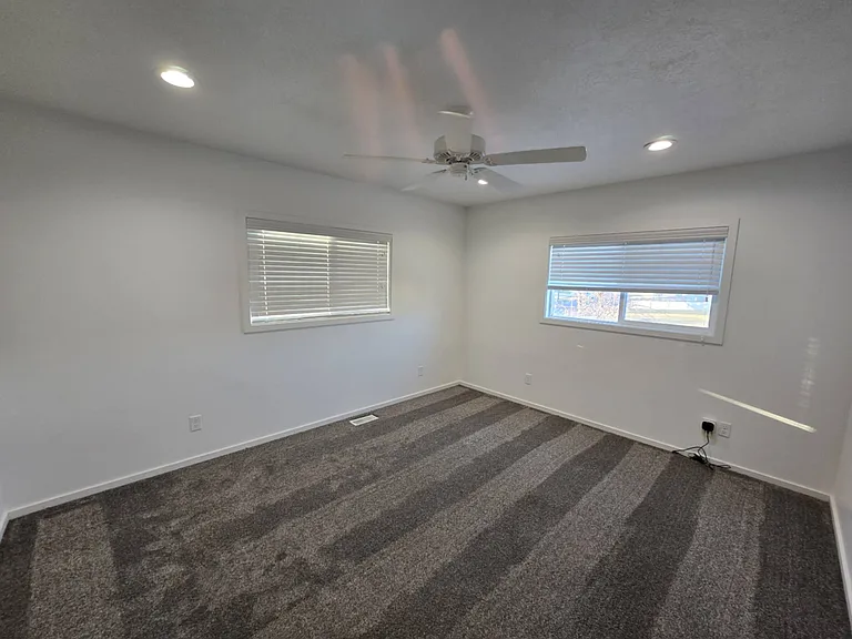 5282 S 575 W — Photo 7