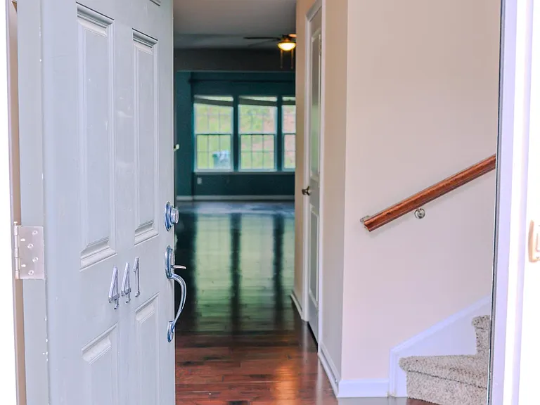 441 Woodbark Ct — Photo 3