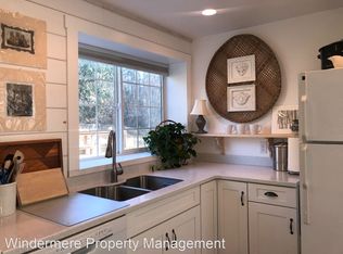 12364 Miller Rd NE, Bainbridge Island, WA 98110