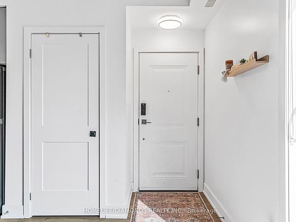 4th image of 6065 McLeod Rd #203