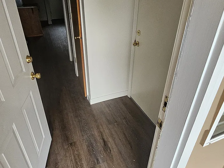 4150 Henry Ct #B — Photo 3