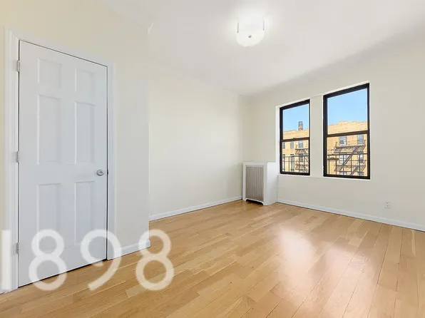 29-08 31st Avenue image 1 of 7
