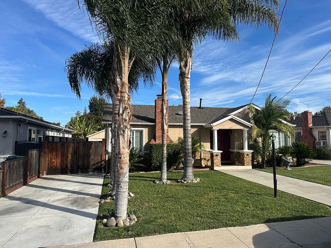 3 bed, 2.0 bath, 1719 sqft, $6,600 — Photo 3