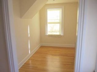 Spacious & Stylish 2BR Apartment - Prime Wooster Square Location, New Haven, CT 06511