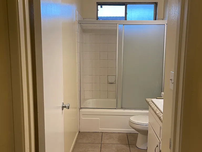 4575 Canoga St #C — Photo 3