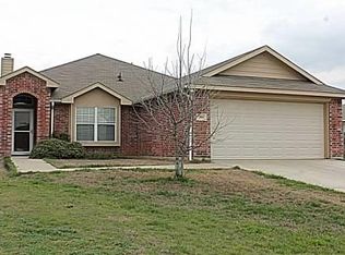 204 Kings Way Ct, Rhome, TX 76078