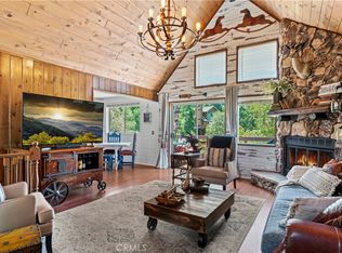 876 Breithorn Dr, Lake Arrowhead, CA 92352