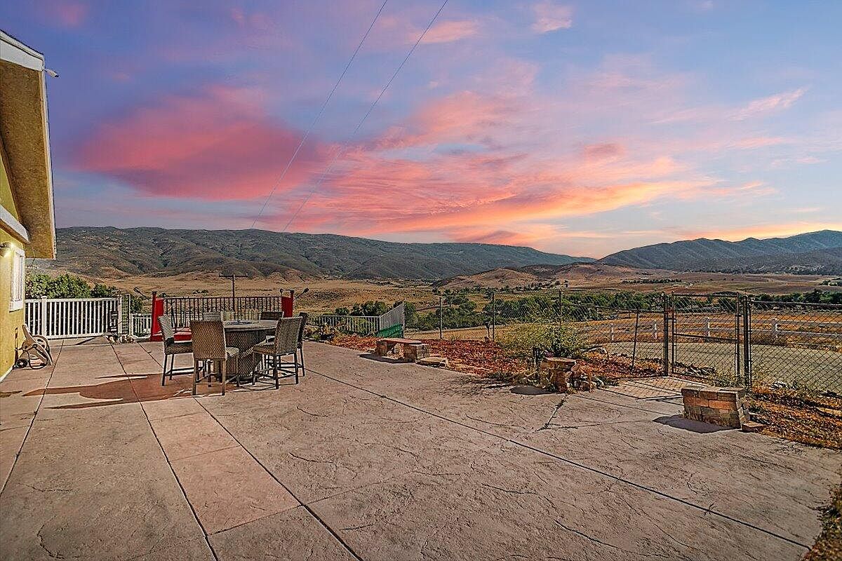 40060 75th St W, Leona Valley, CA 93551 Zillow