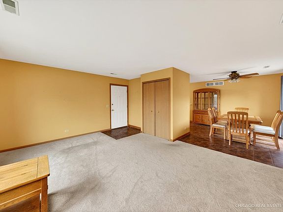 4th image of 490 Westwood Ct APT D