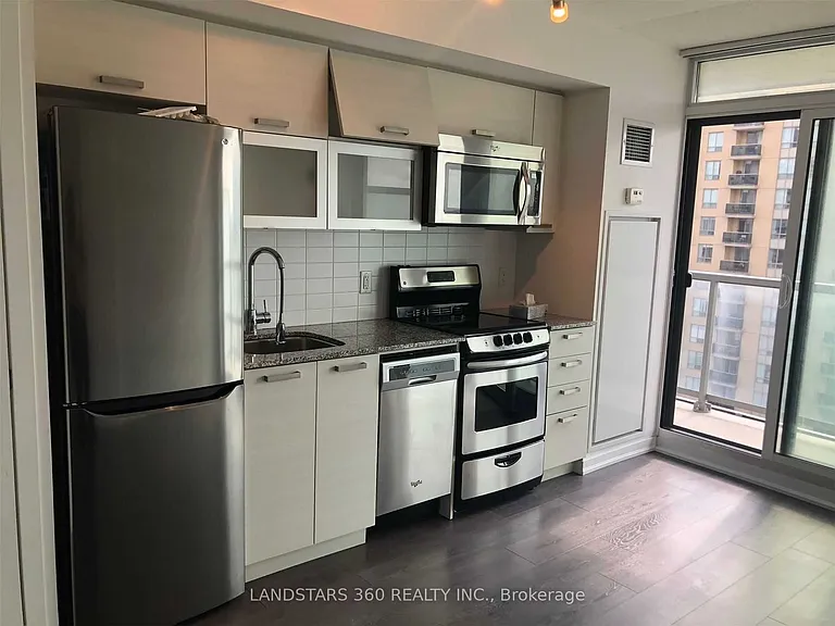 68 Abell St #1710 — Photo 3