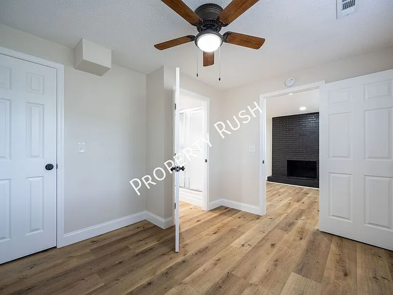 20 Linda Ln — Photo 26