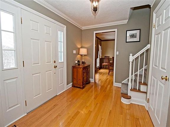 2nd image of 2021 Karen Dr