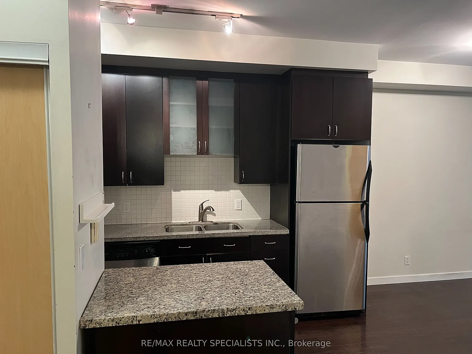 2 bed, $2,700 — Photo 2