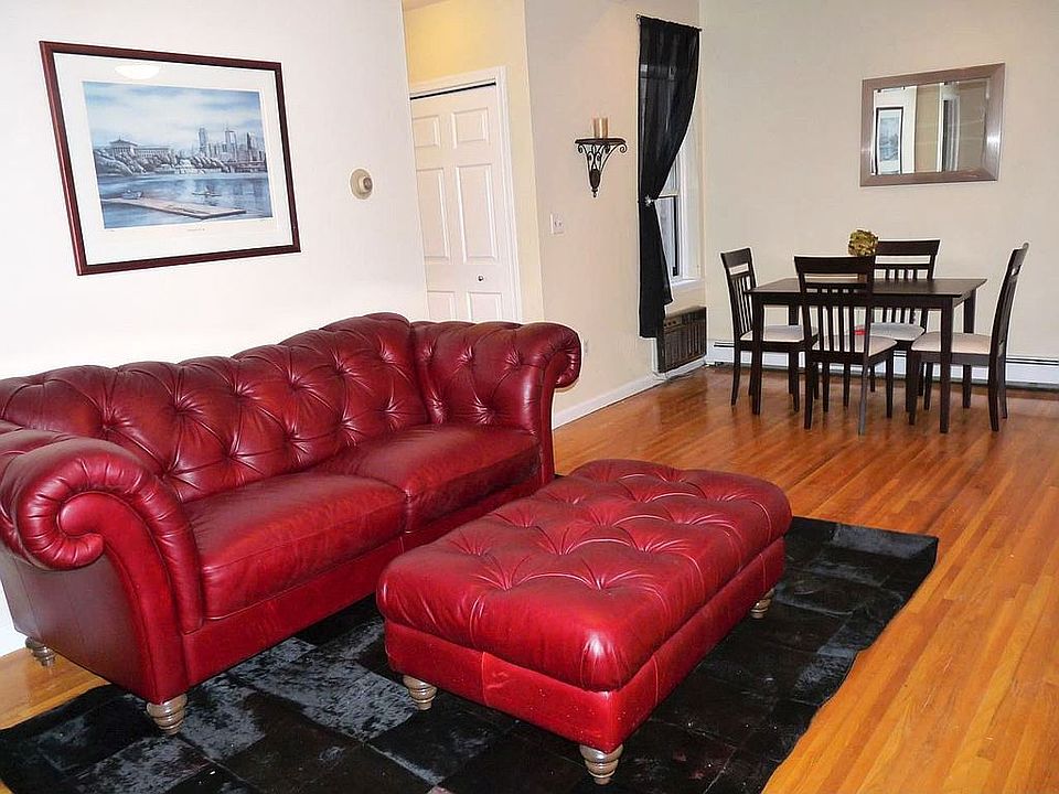 Living Room/Dining Room