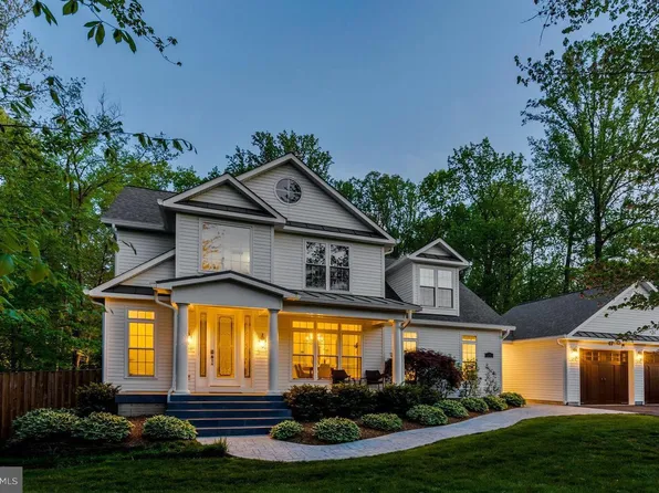 14551 Minnieville Rd, Woodbridge, VA 22193
