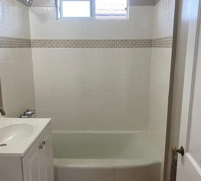 719 E Carson St #8 — Photo 11