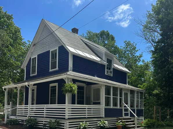 20 Pleasant Street, Fitzwilliam, NH 03447