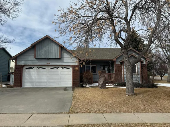 1808 Copperdale Dr, Rapid City, SD 57703