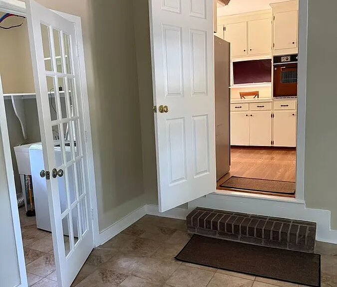117 Windemere Rd — Photo 10