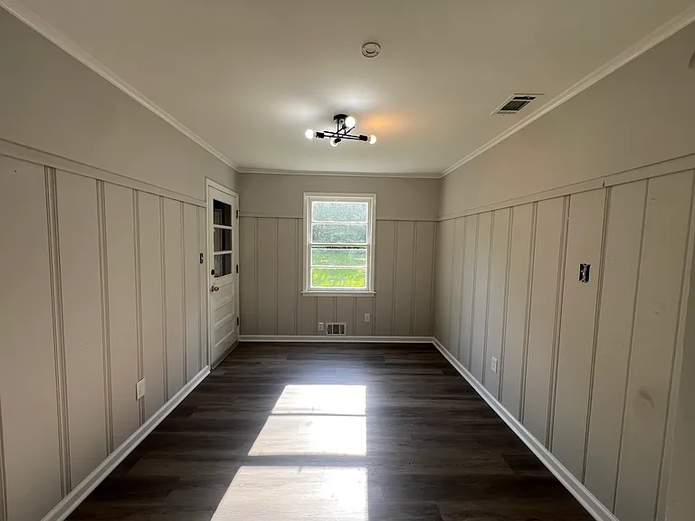 503 S Foster Dr — Photo 5