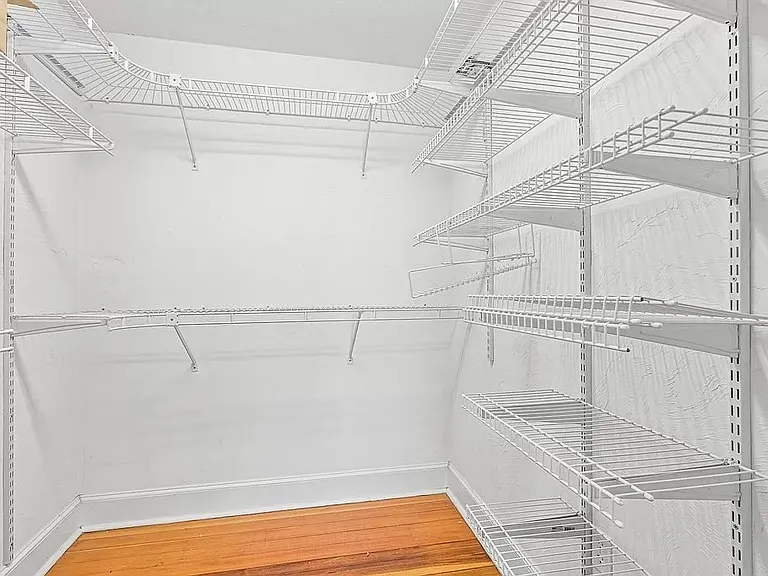 14 Schouler Ct #14 — Photo 19