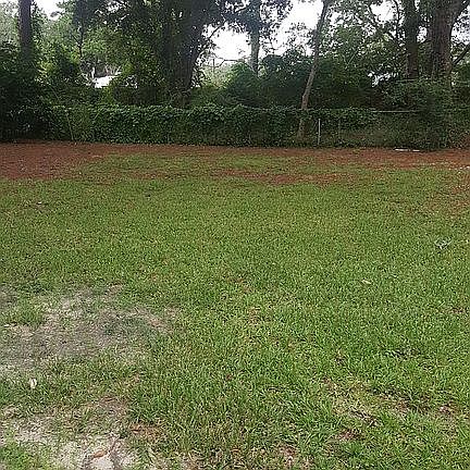 5th image of 0 Cloverdale Blvd