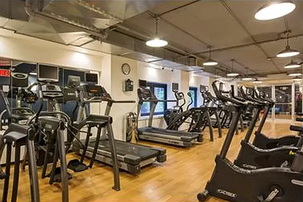 Rented by Compass | media 28