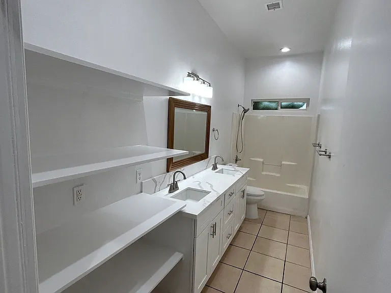 6446 Palm View Ave — Photo 8