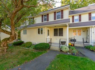 213 Oldefield Farm #213, Enfield, CT 06082