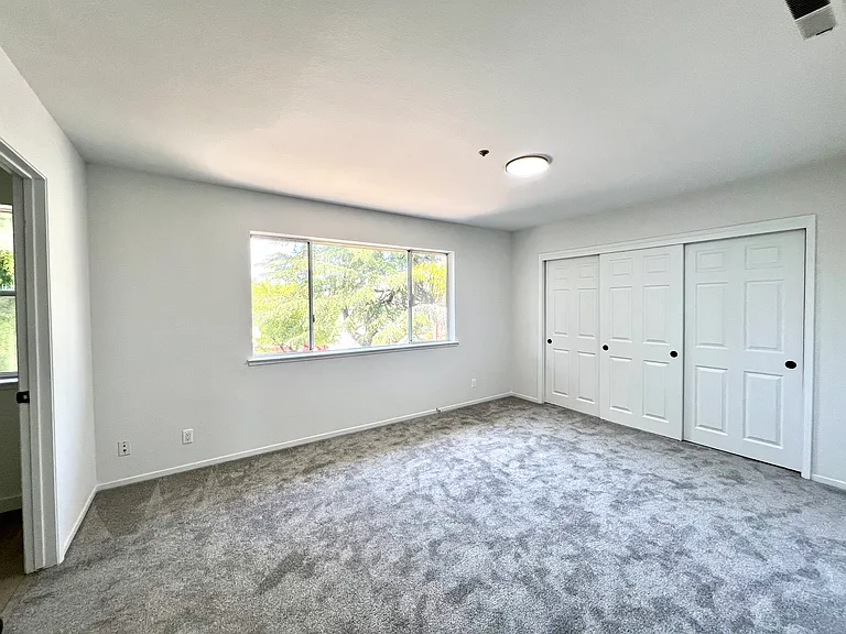 Primary bedroom w/ oversized closet
