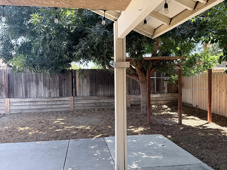 13801 San Esteban Ave — Photo 18