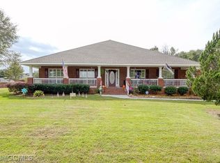 9427 Lake Woods Ct, Semmes, AL 36575