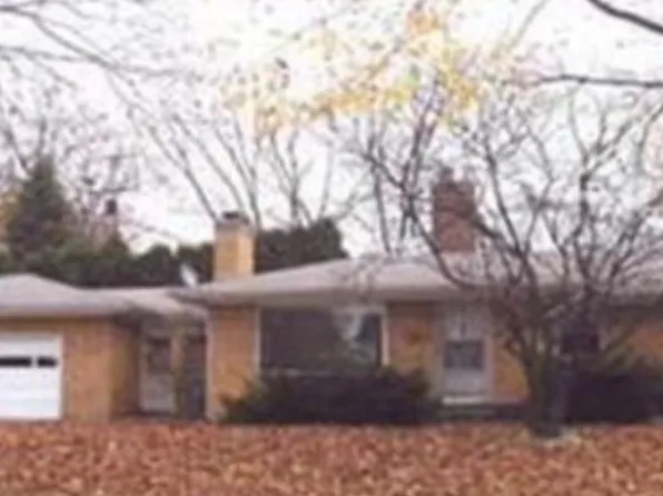1654 Lotus Ave SE, Grand Rapids, MI 49506