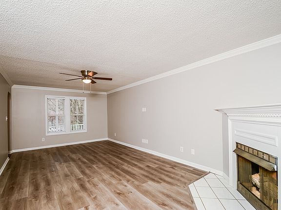 4th image of 109 S Lintel Dr