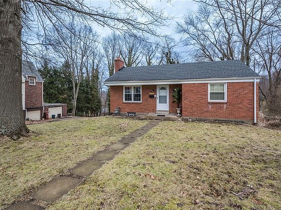 2nd image of 175 Meadowbrook Dr
