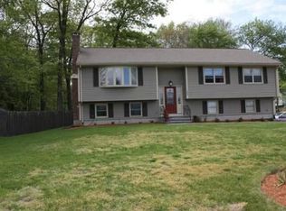 564 S Main St, Bellingham, MA 02019