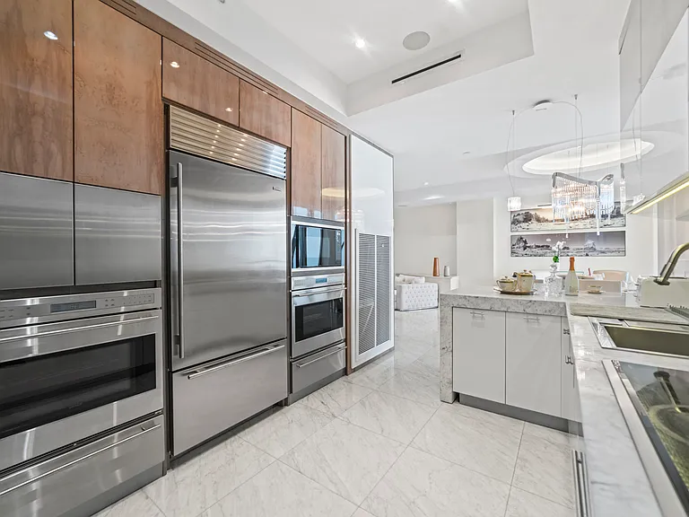 9703 Collins Ave #Penthouse 00 — Photo 10