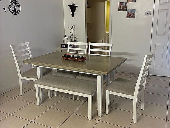 5th image of 170 Woodland Rd