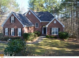 130 Rockglen Ct, Fayetteville, GA 30215