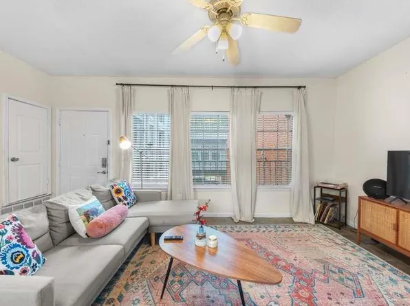 712 W 21st St APT 203, Austin, TX 78705