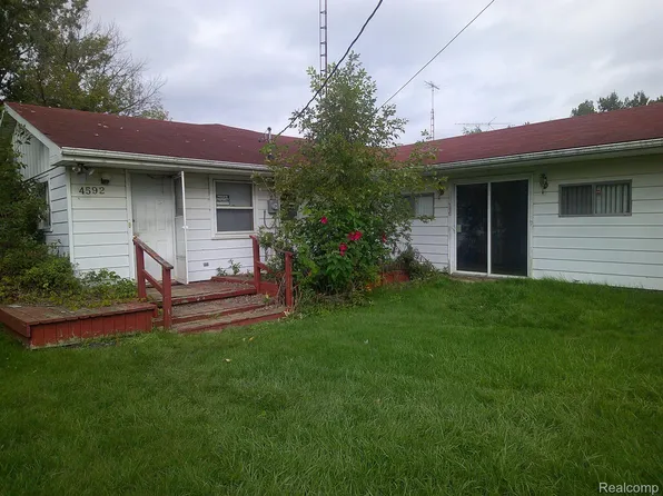 4592 Sucker Creek Rd, Silverwood, MI 48760