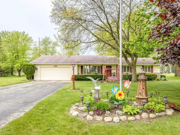 7669 Countryside Rd, Lexington, MI 48450