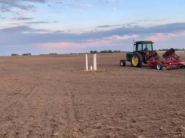 20 Bridge Ave, Hammonton, NJ 08037