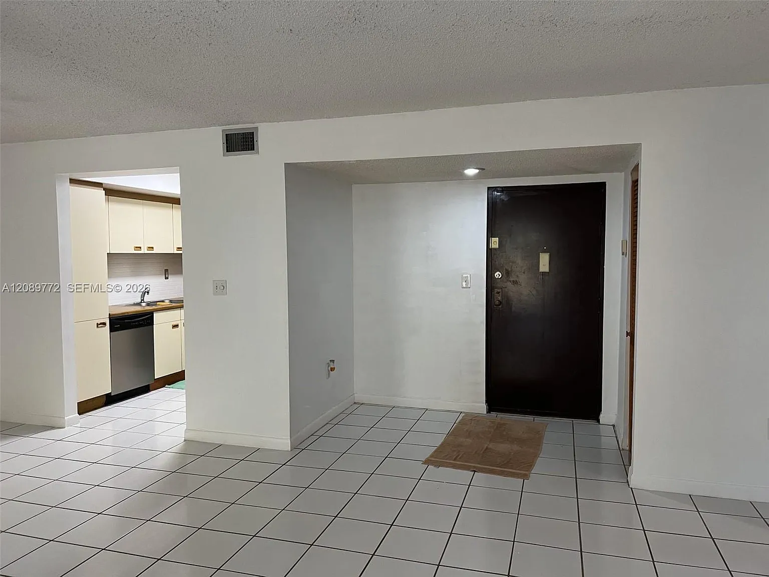 Kenland Bend North Condo — Photo 2