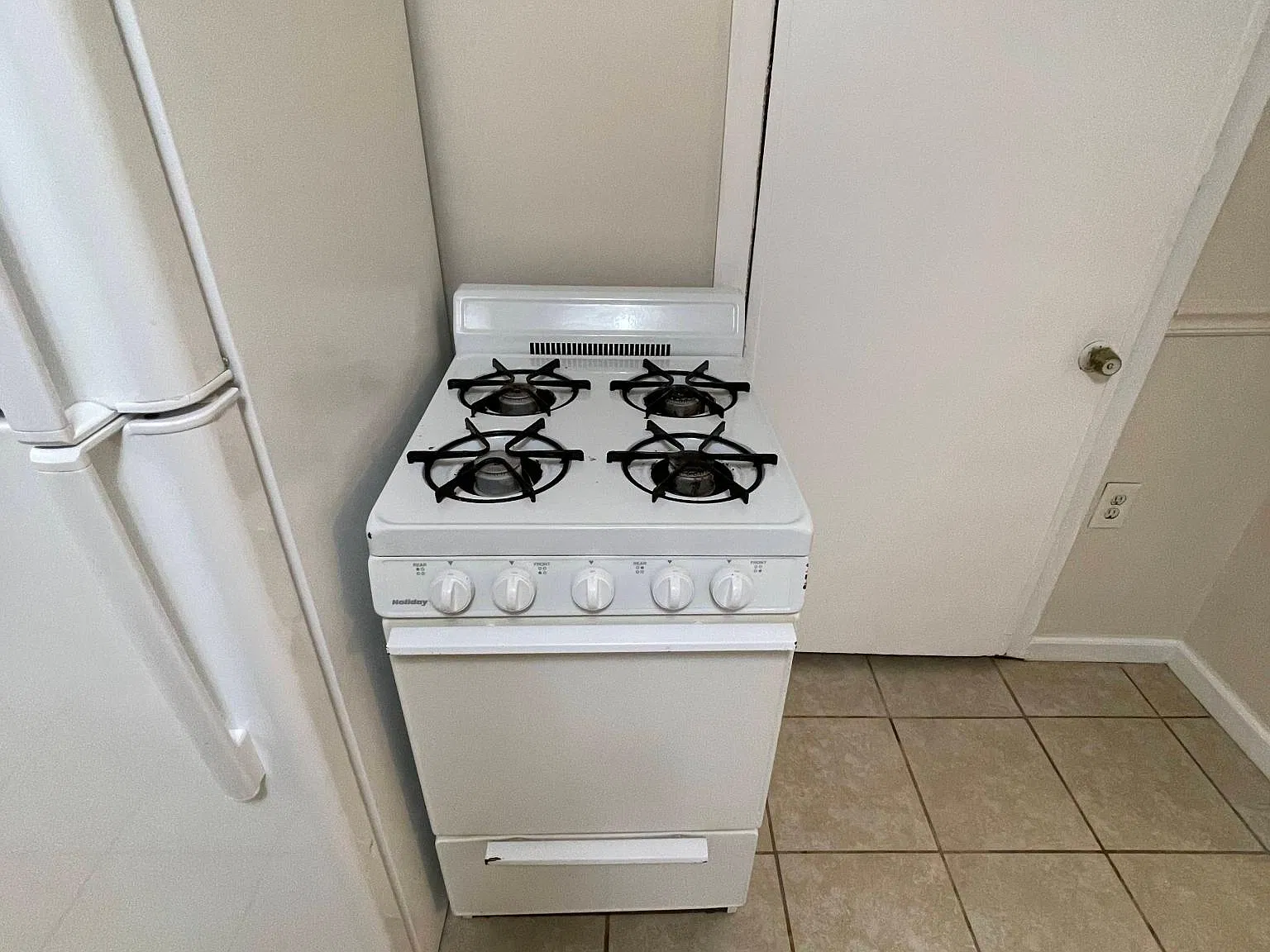 1 bed, 550 sqft, $925 — Photo 4